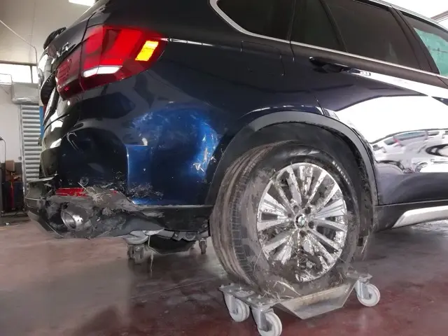 Lavoro di carrozzeria Bompan, foto 10